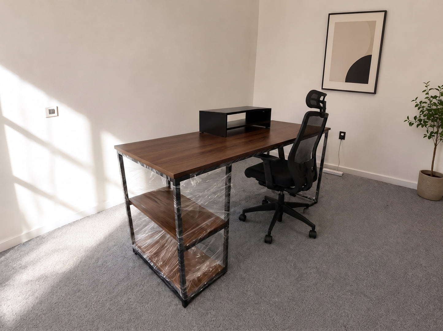 LIVO DESK