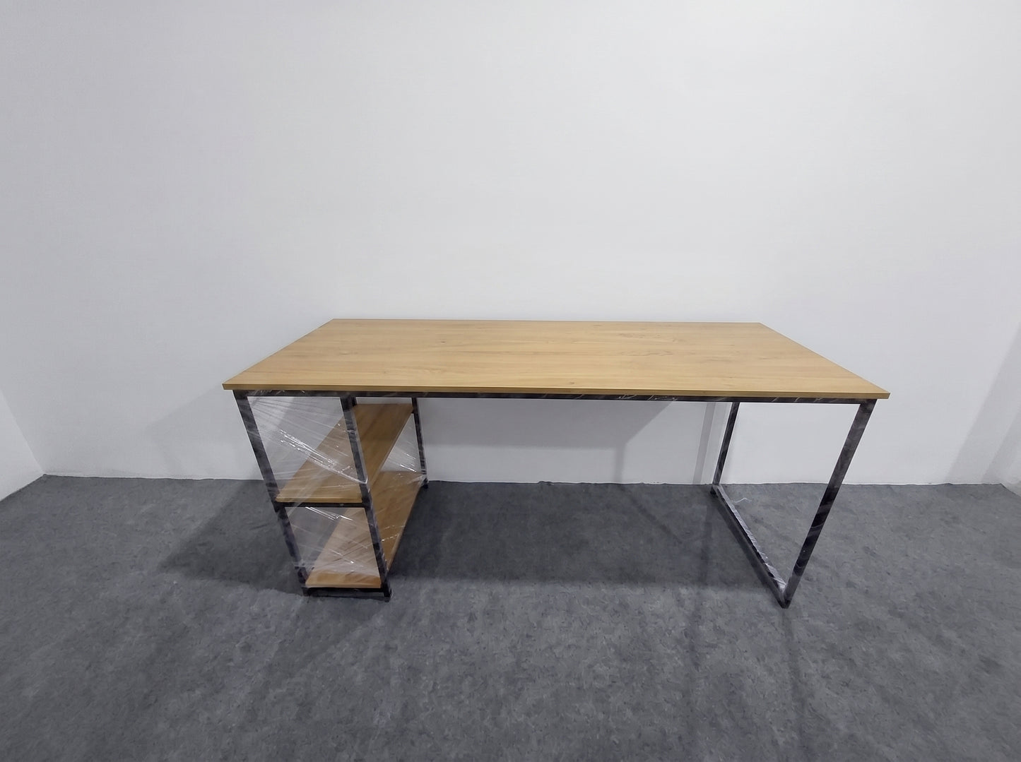 LIVO DESK