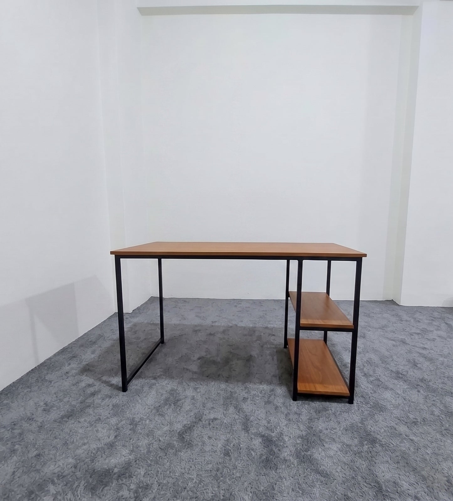 LIVO DESK